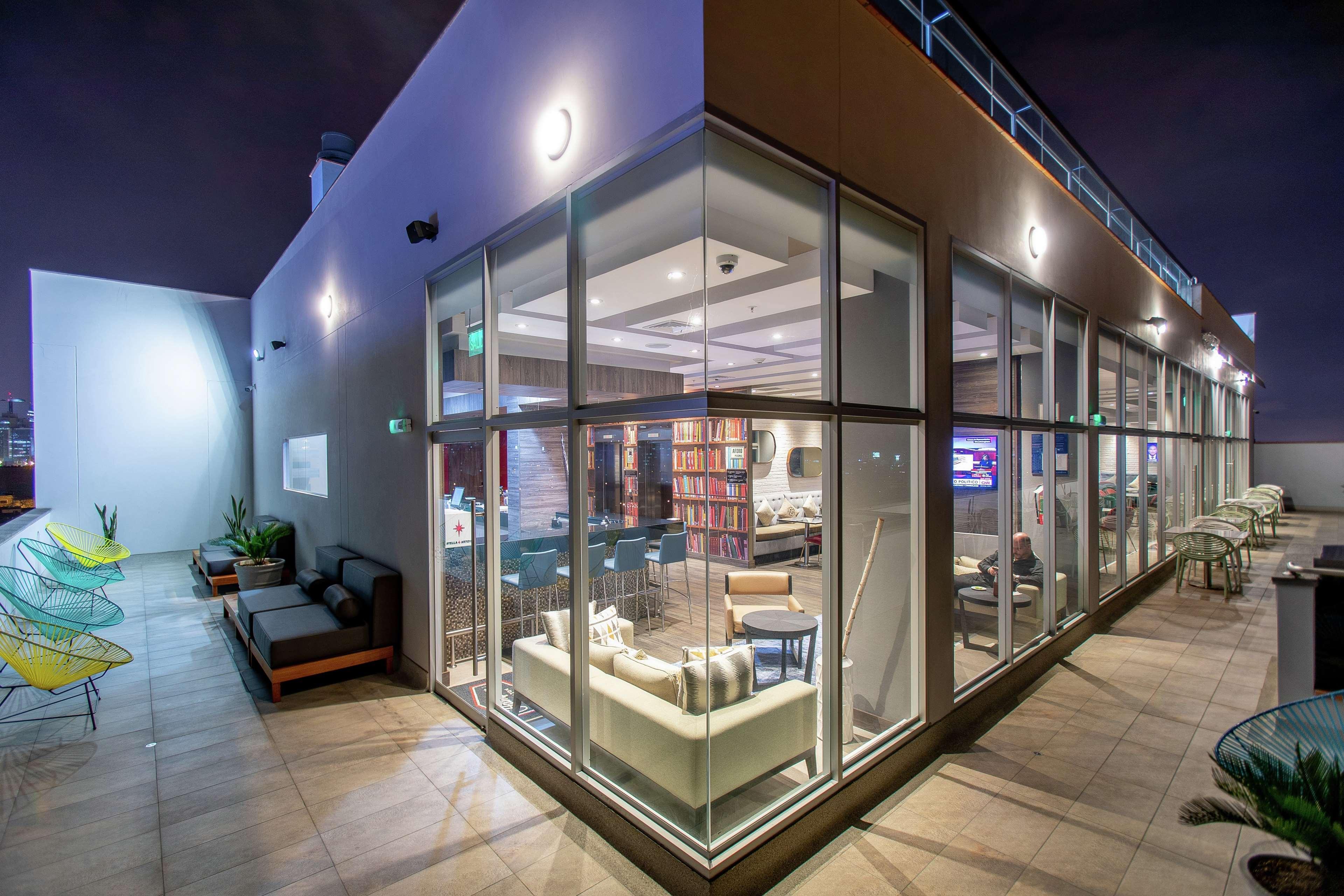 Hotel Hampton By Hilton Lima San Isidro Exterior foto