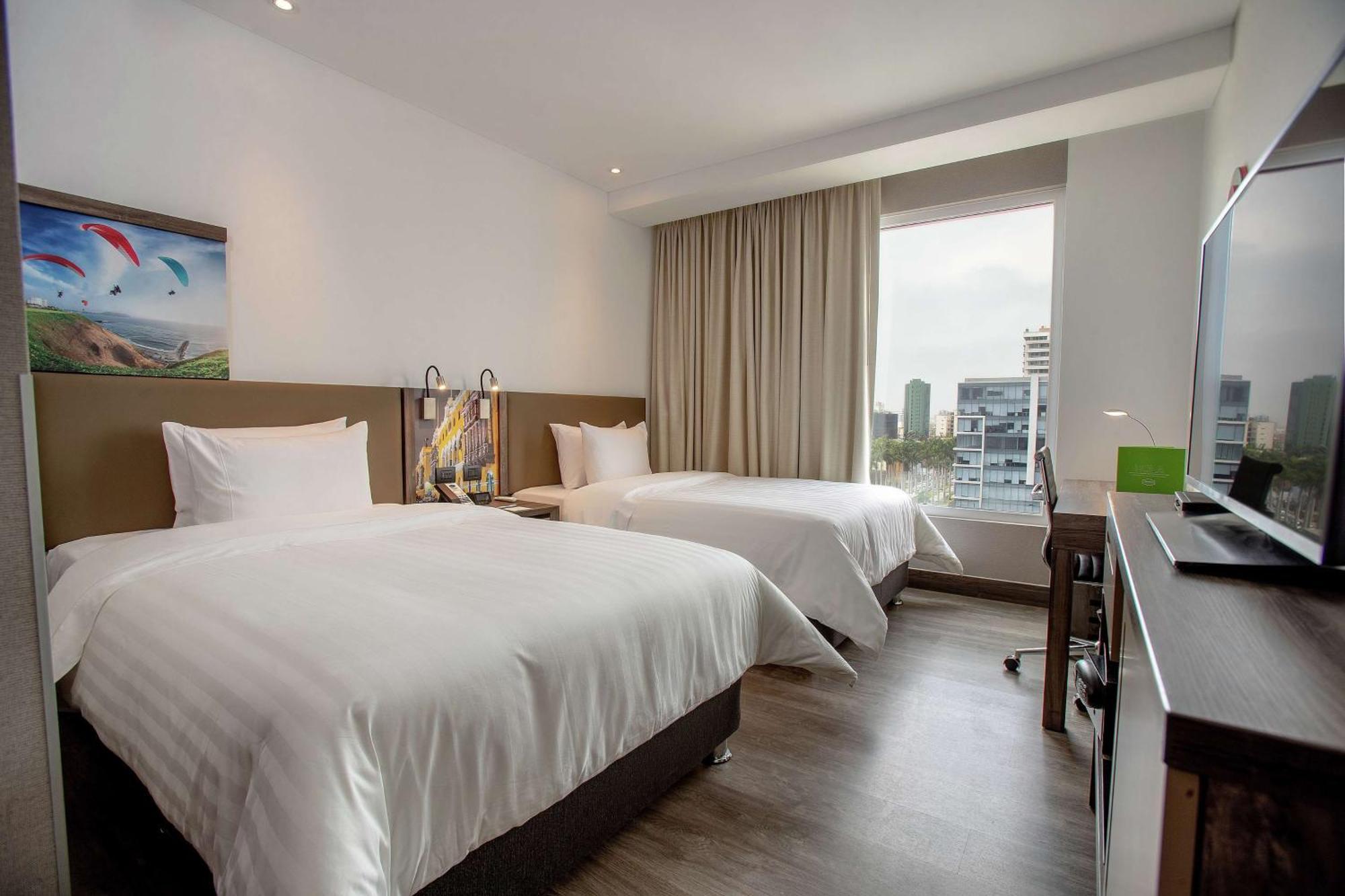 Hotel Hampton By Hilton Lima San Isidro Exterior foto