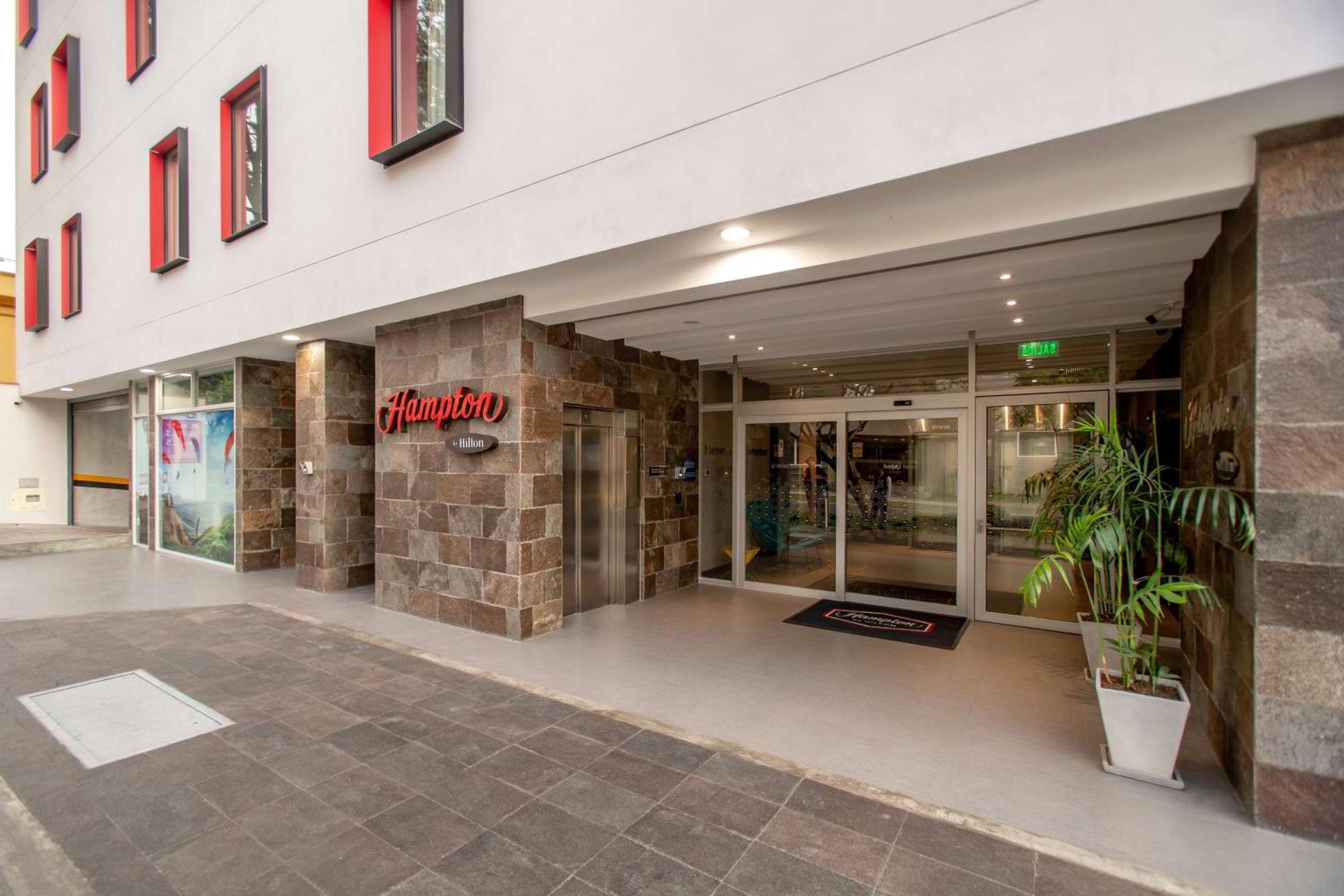 Hotel Hampton By Hilton Lima San Isidro Exterior foto