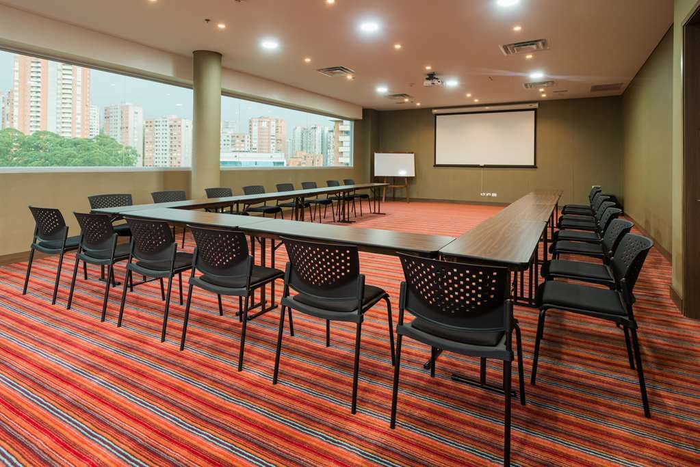 Hotel Hampton By Hilton Lima San Isidro Einrichtungen foto