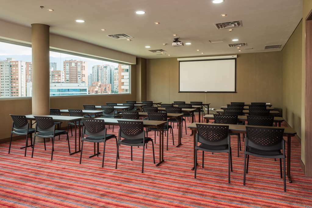 Hotel Hampton By Hilton Lima San Isidro Einrichtungen foto
