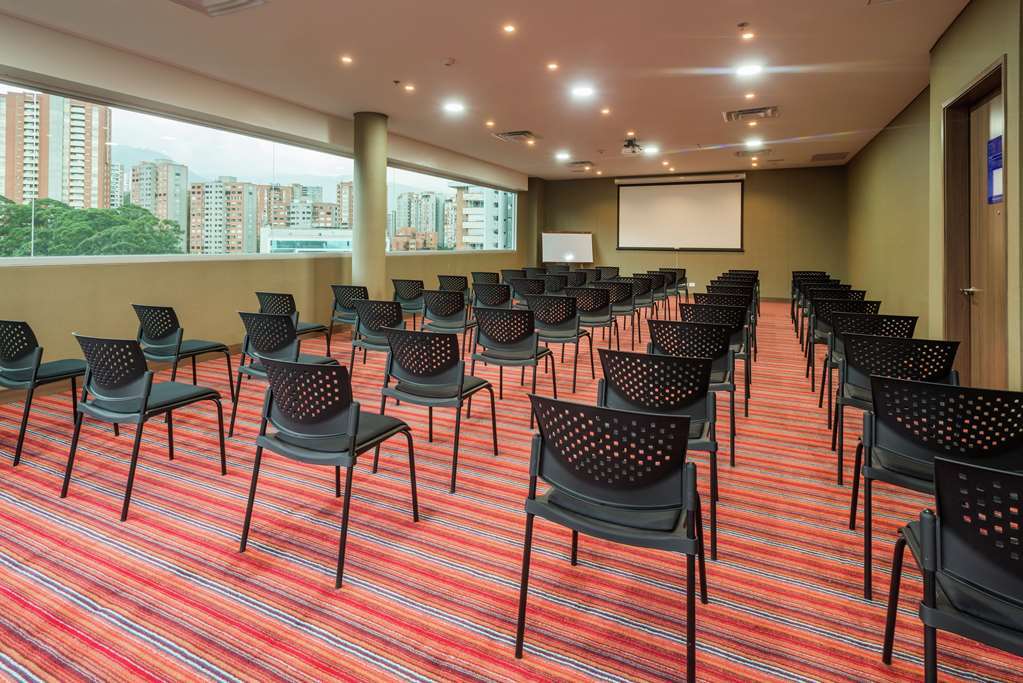 Hotel Hampton By Hilton Lima San Isidro Einrichtungen foto